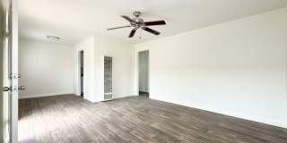 Single Level Cottage Near Downtown! Single Level Cottage Near Downtown! Gallery 2