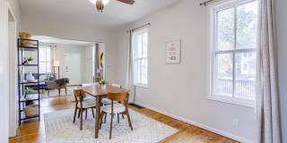 Cozy 1 Bedroom Bungalow!! Gallery 15