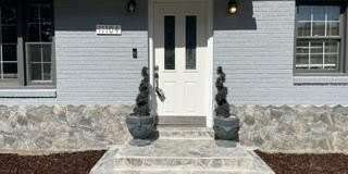 11104 BEACH MILL Road Gallery 1