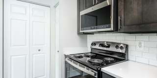 The Brixton at Loudoun Gallery 77