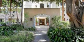 The American Riviera Living at El Escorial Villas Gallery 28