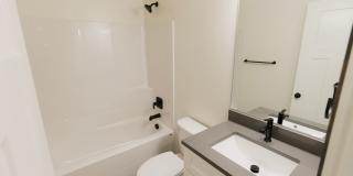 3 Bedroom 2 1/2 bathroom Hayden Townhome! Gallery 14