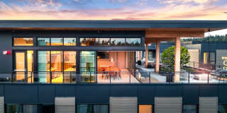 The Charles Gallery 14