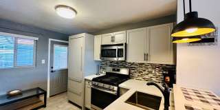 Studios and 1 Bedrooms in Central Location Tucson! Gallery 10