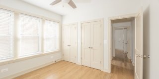 1919-31 W Winona Gallery 15
