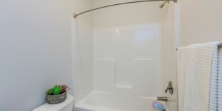 Riverstone Apartments at Long Shoals Gallery 68