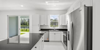 4520 Longwood Lake Square Gallery 12