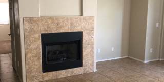 Beautiful Single-Level 3 Bedroom, 2 Bathroom Home in Maricopa Gallery 9