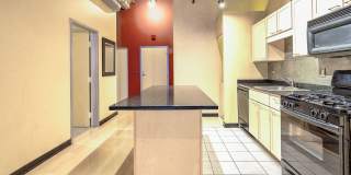 20 N STATE Street Gallery 14