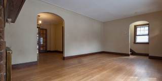 2642 Kendall Ave - 1 Gallery 16