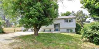 Charming Home on Quiet Cul-de-sac Gallery 1
