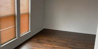 Stunning 3 Bed 2 Bath duplex Gallery 1