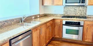 411 W Seaside Way Gallery 10