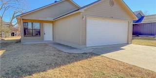 1214  NE Monroe Gallery 1