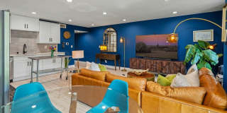 2700 Cahuenga Blvd Gallery 1