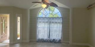 618 SE STREAMLET Avenue Gallery 11