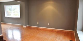 9400 WROUGHT IRON Court Gallery 2