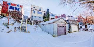 Stunning 3 bedroom home in Brookline available July 1! Gallery 23