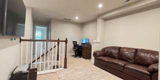 737 Lampwick Lane Gallery 8