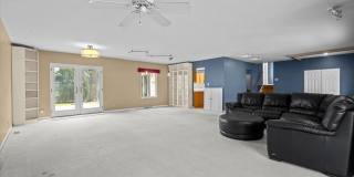 1120 N Brainard Street Gallery 6