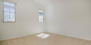 Nestled in the Woodbury Community- detached 2-bedroom Bowen Court Town Home Gallery 18