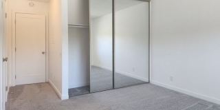 5151 Walnut Gallery 14