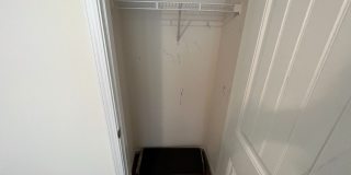 Room in 4 Bedroom Home at Warm Springs Ln Gallery 27