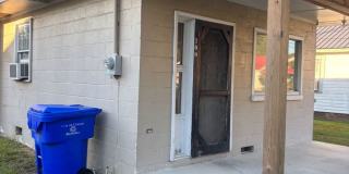 209 W Boney Street Gallery 1