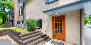 136 2ND Avenue Gallery 1