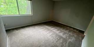 Charming 2bd  1.5ba home in South KC Gallery 3
