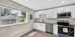 Fully Renovated 3-Bedroom Bungalow in Warren Gallery 10