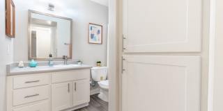 Rise Broadway Gallery 75