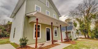 Charming 3BR House in Shelby Gallery 3