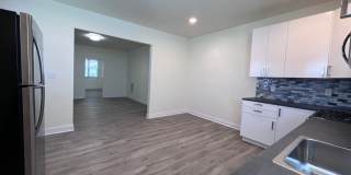 Updated 3BR 1.5 Bath House plus off street parking spot Updated 3BR 1.5 Bath House plus off street parking spot Gallery 14