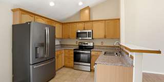 307 NW Angela Lane Hillsboro, OR 97214 307 NW Angela Lane Hillsboro, OR 97214 Gallery 13