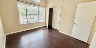 2-bed/2-bath off Eagles Nest Gallery 12