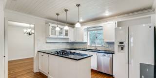 TERRELL HILLS 3-BEDROOM, SINGLE STORY Gallery 8