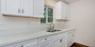 Beautiful Beaverton Ranch-Style Three Bedroom Home! Beautiful Beaverton Ranch-Style Three Bedroom Home! Gallery 1