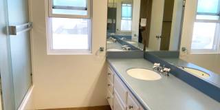 3 Bedroom Home with Lots of Natural Light Gallery 17