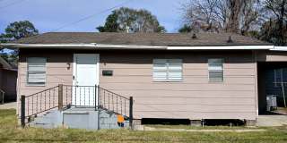 4317 Byron Avenue Gallery 1