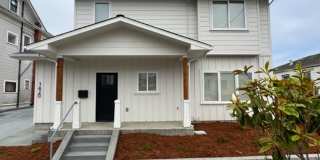 NEWER 3/2 Construction in Eureka! Beautiful homes Gallery 1