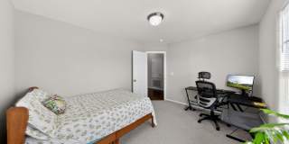 Charming home in Bentonville School District Gallery 7