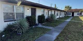 3307 SE 15th Place unit: 4 Gallery 14