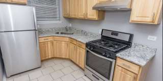 1141 East 79th Pl., Gallery 5