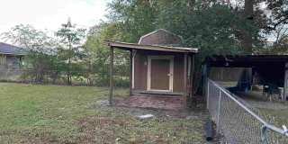 408 SE First Street Gallery 28