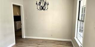 17840 Tarzana Street Gallery 3