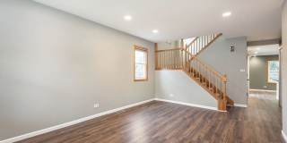 Beautiful Townhouse In Naperville Gallery 5