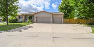Spacious Ranch Home with 3-Car Garage, Finished Basement & Fenced Yard! Gallery 5