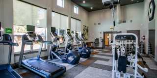 The Colonnade Luxury Townhome Apartments Gallery 14