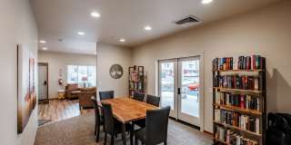 Oak Springs Apartments Gallery 4
